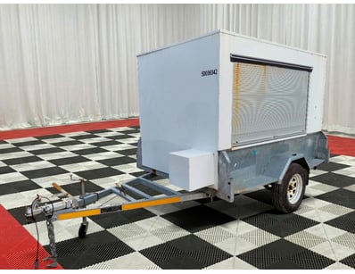 <b>Ex Gov 2019 Lift Industries Enclosed Mobile Wor...