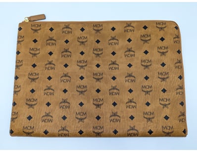 Designer Vault Valentines Special (A993) - Lot 150