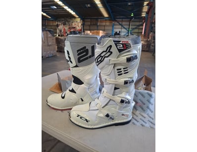 Sport, Leisure & Lifestyle (A988) - Lot 15