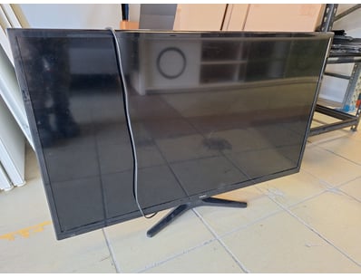 TEAC LED/LCD Digital TV Model LEV3994FHD

