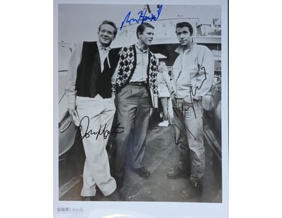 PHOTOGRAPH FEATURES ACTORS DON MOST, RON HOWARD, A...