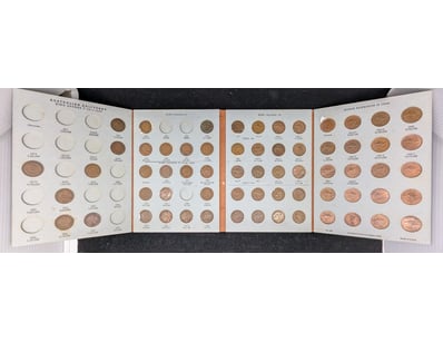 AUSTRALIAN HALF PENNY COIN ALBUM, 1911 - 1964

D...