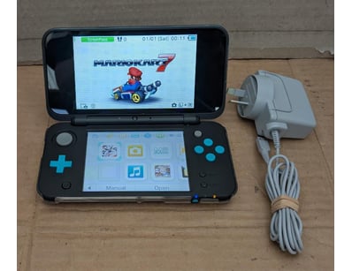 Home Entertainment, Audio & Computers (A981) - Lot 652