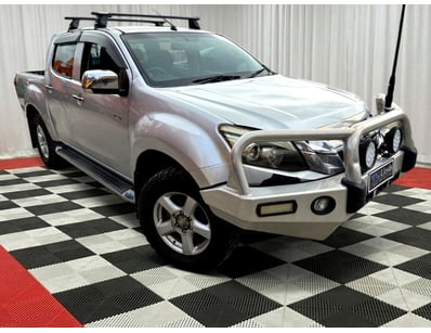 <b>2015 Isuzu D-MAX Dual Cab Utility - Silver - 33...