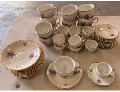 The Curio Collection (A999) - Lot 1048