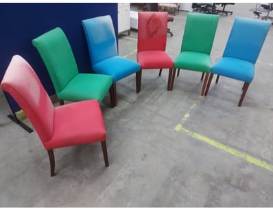 6 Coloured Fabric finished chairs

DIMENSIONS:10...