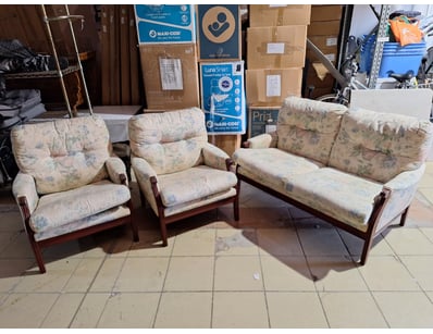 4-Seater Sofa Set, Timber Style, Natural Finish
...