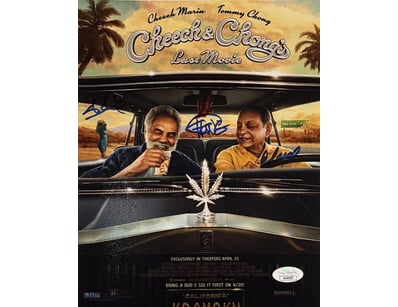 CHEECH AND CHONG SIGNED 'LAST MOVIE' PHOTO

 Cheec...