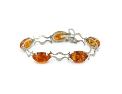 Affordable Jewellery Market (A986) - Lot 500