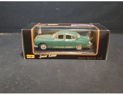 Model Car & Train Mania (A1000) - Lot 533