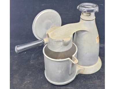 Antiques, Vintage & Interior Treasures (A1004) - Lot 565