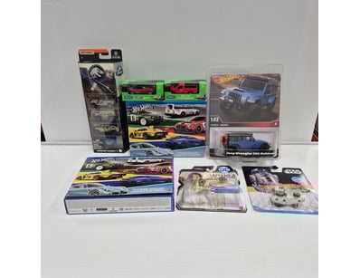 Curios & Collectables (A977) - Lot 8092