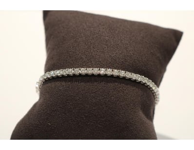 Lab Grown Diamonds & Jewellery (A979) - Lot 2405