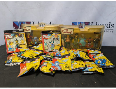 THE SIMPSONS VINTAGE COLLECTIBLES COLLECTION & SIM...