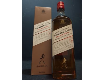 Johnnie Walker Blenders' Batch Red Rye Finish Blen...