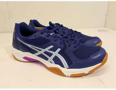 Major Brand Apparel & Footwear Liquidation Even... - Lot 209