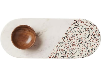 Accessories, Homegoods & Camping Gear (VICA986) - Lot 116