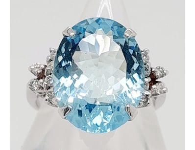 Luxury Jewellery (A983) - Lot 401