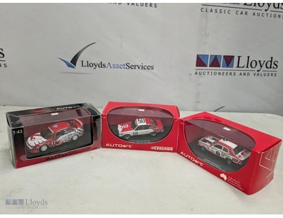 COLLECTION OF FOUR AUTOART MOTOR RACING LEGENDS

F...