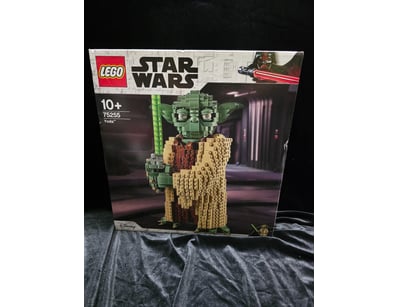 LEGO STAR WARS YODA SET 75255

Lego Star Wars Yo...