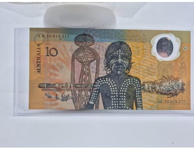 UNRESERVED Banknotes & Coins (A986) - Lot 1916