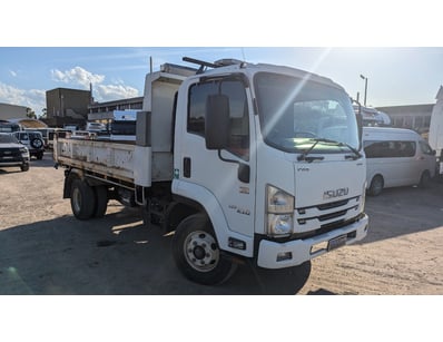 Civil, Transport & Machinery - Queensland, New... - Lot 1055