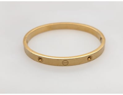 UNRESERVED Airport - Lost Property (A980) - Lot 102