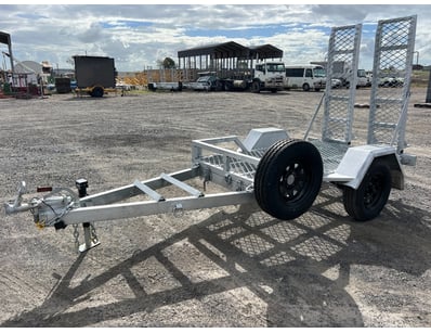 Long Life Trailers 7 x 4 Plant Trailer

Year:  1...