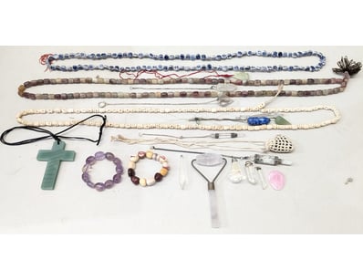 Antiques, Vintage & Interior Treasures (A1005) - Lot 912