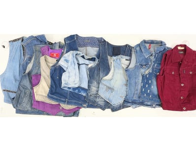 Entire Vintage Clothing Store Liquidation (ON11... - Lot 318