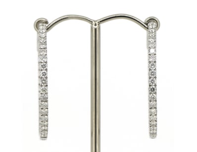 Diamonds Are A Woman's Best Friend (A980) - Lot 2202