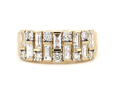 14K YELLOW GOLD AND DIAMOND, DECORATIVE BAND RING....
