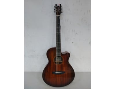 Gadgets, Music & Pastimes (A984) - Lot 251