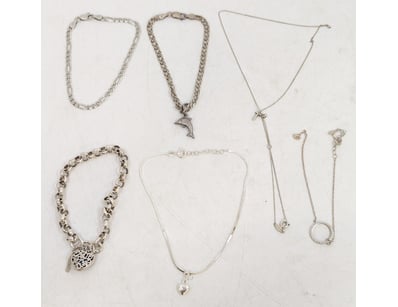 UNRESERVED Airport - Lost Property (A980) - Lot 459