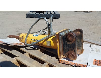 Caravan, Excavators, Trucks & More (ON11958) - Lot 13