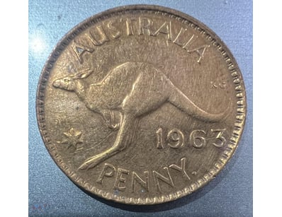 1963 AUSTRALIA PRE DECIMAL QUEEN ELIZABETH ONE PEN...
