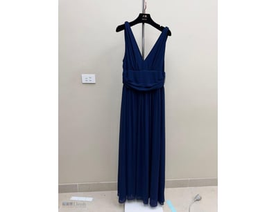 NAVY BLUE CONVERTIBLE WRAP DRESS

Item Size: Heigh...