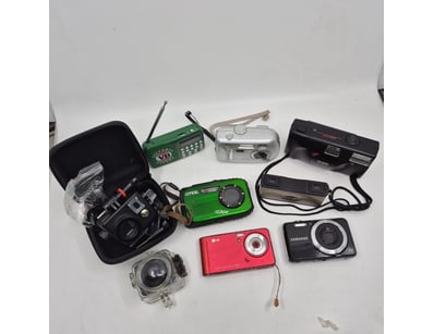 Gadgets, Music & Pastimes (A988) - Lot 670