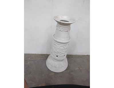 Quality Designer Furniture & Decor Clearance (... - Lot 2095