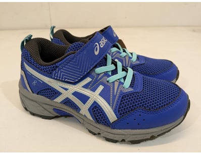 Major Brand Apparel & Footwear Liquidation Even... - Lot 133