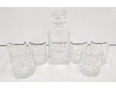 ROYAL DOULTON CRYSTAL DECANTER AND GLASSES SET

...