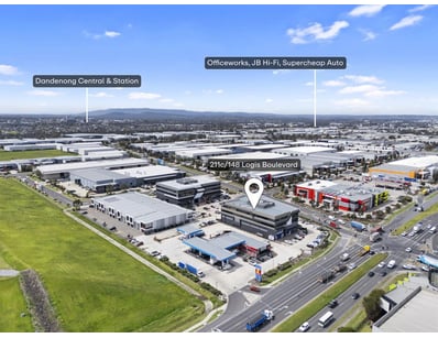 BID NOW - Contemporary Office with Prime Locati... - Lot 211