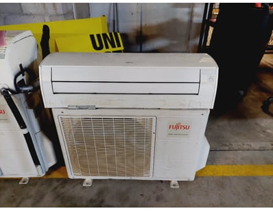 Fujitsu General Limited ADTG12KMCA split-system ai...