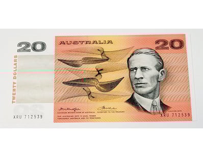 Coins, Banknotes & Bullion (A1004) - Lot 748