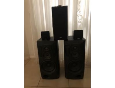 Home Entertainment, Audio & Computers (A981) - Lot 651