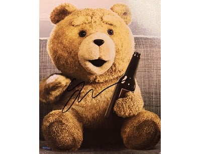 TED'S' SETH MCFARLANE SIGNED PHOTO

 Seth Mcfarlan...