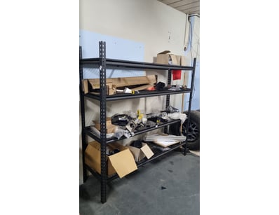 MOSTLY UNRESERVED 4x4 WORKSHOP BUSINESS CLOSURE... - Lot 106