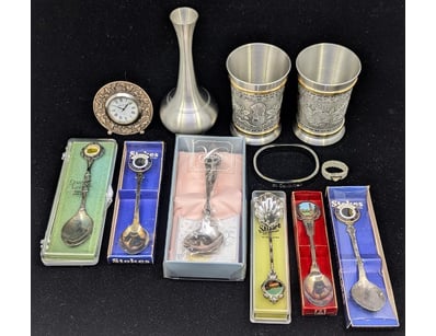 The Curio Collection (A997) - Lot 1032