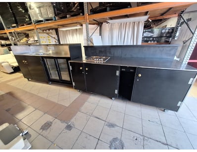 Commercial Kitchen Setup On Wheels Featuring Cook ...