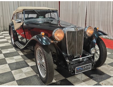 Classic, Muscle & Barn Finds - Lot 200